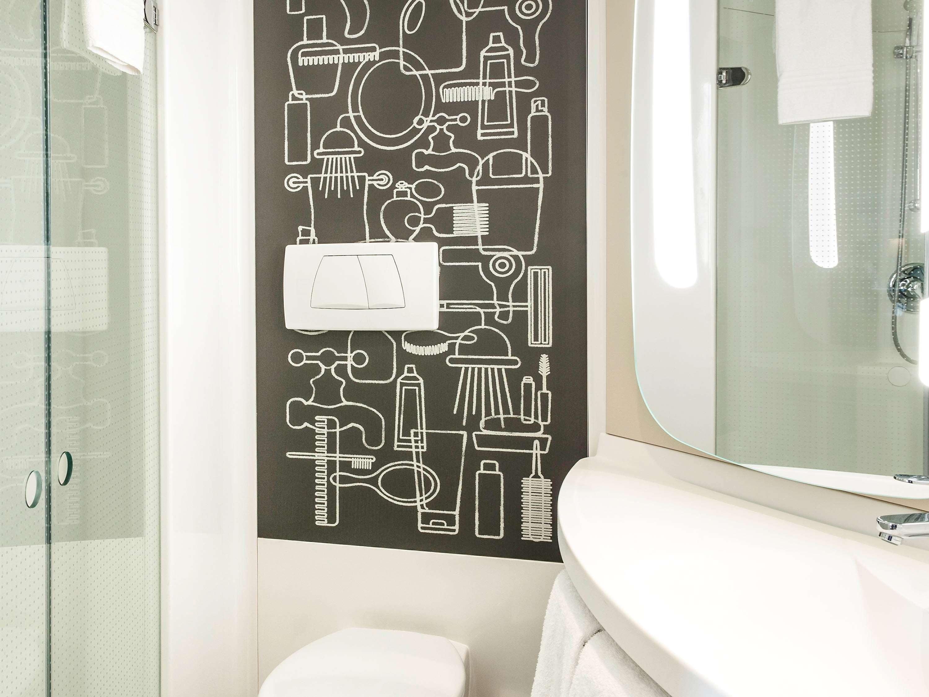 Ibis Paris La Defense Hotel 3*