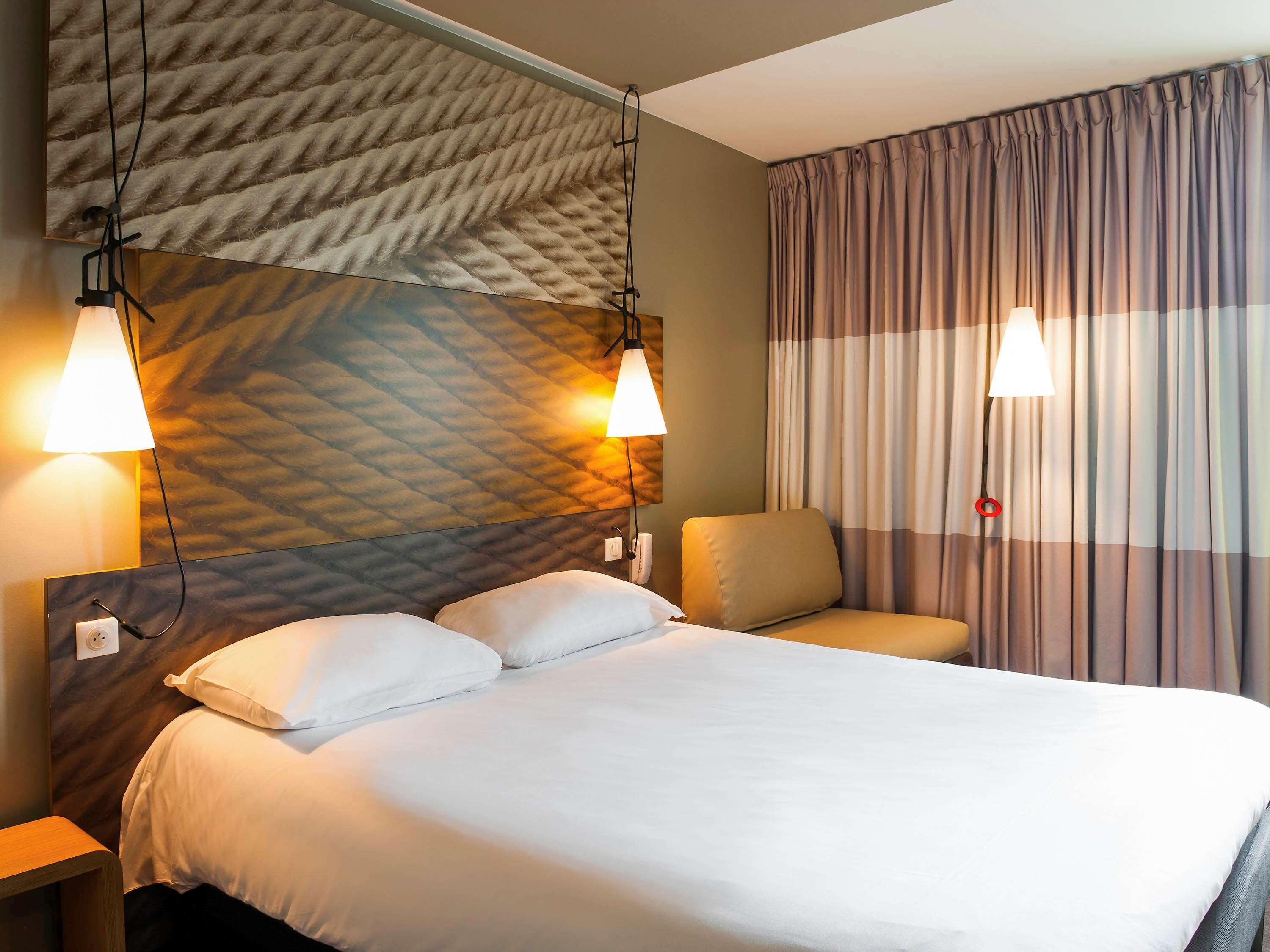 Hotel Ibis Paris La Defense 3*