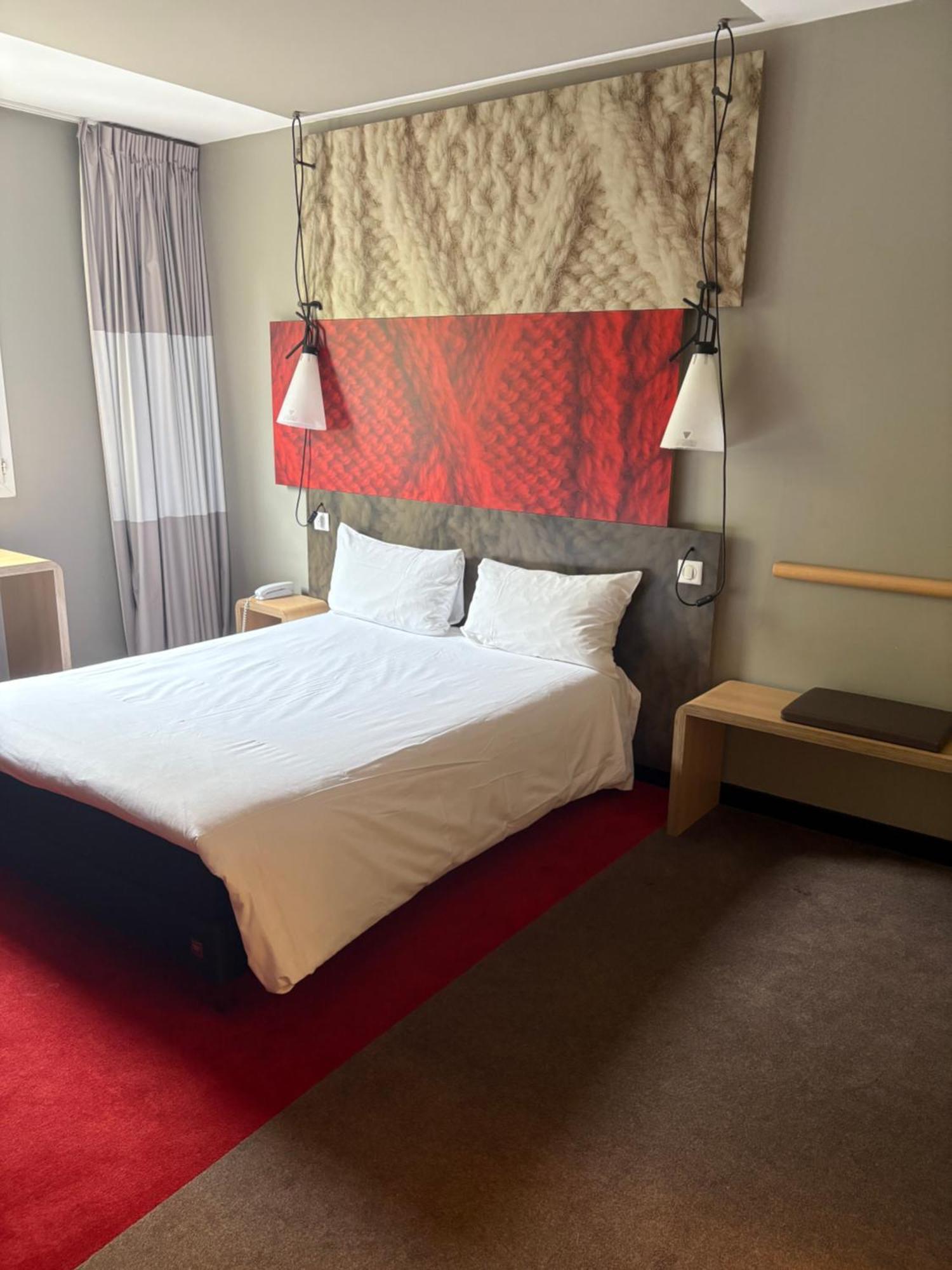 Hotel Ibis Paris La Defense 3*