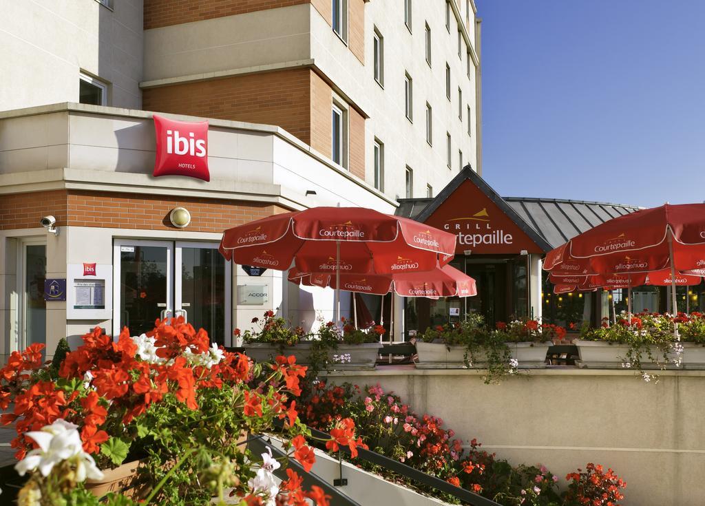 Ibis Paris La Defense Hotel
